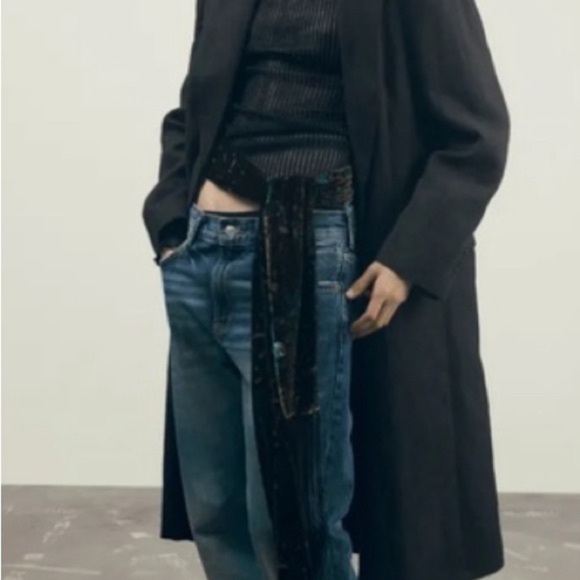 ZARA 96” LADIES SCARF WITH FRINGE DETAIL - NWT - Picture 2 of 8